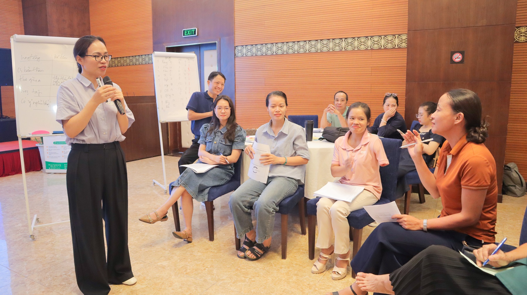 Quang Tri: Advanced training on psychological support for persons with disabilities and their families